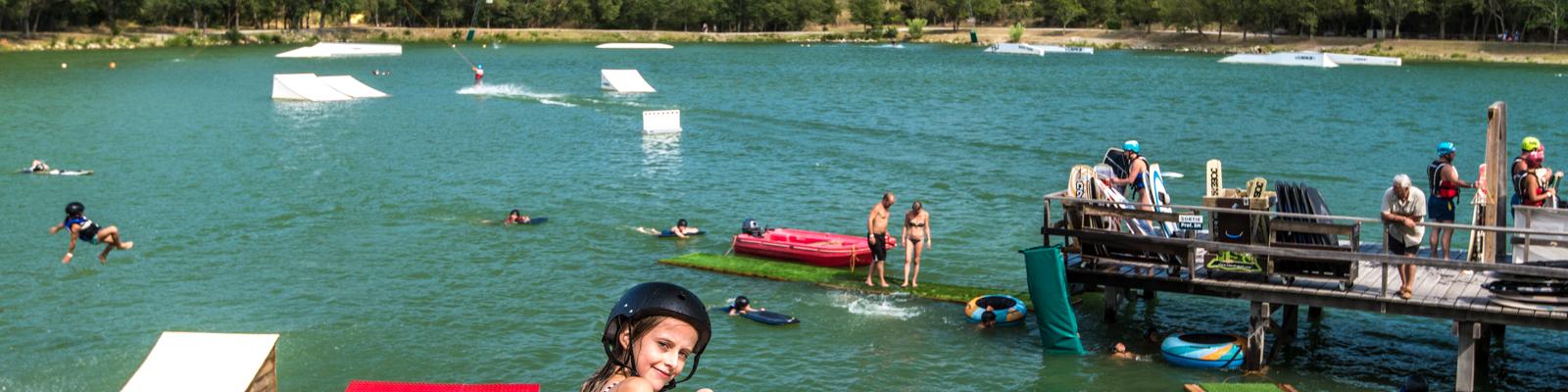 Waterjump au lac de St Jean Pla de Corts Waterjump au lac de St Jean Pla de Corts