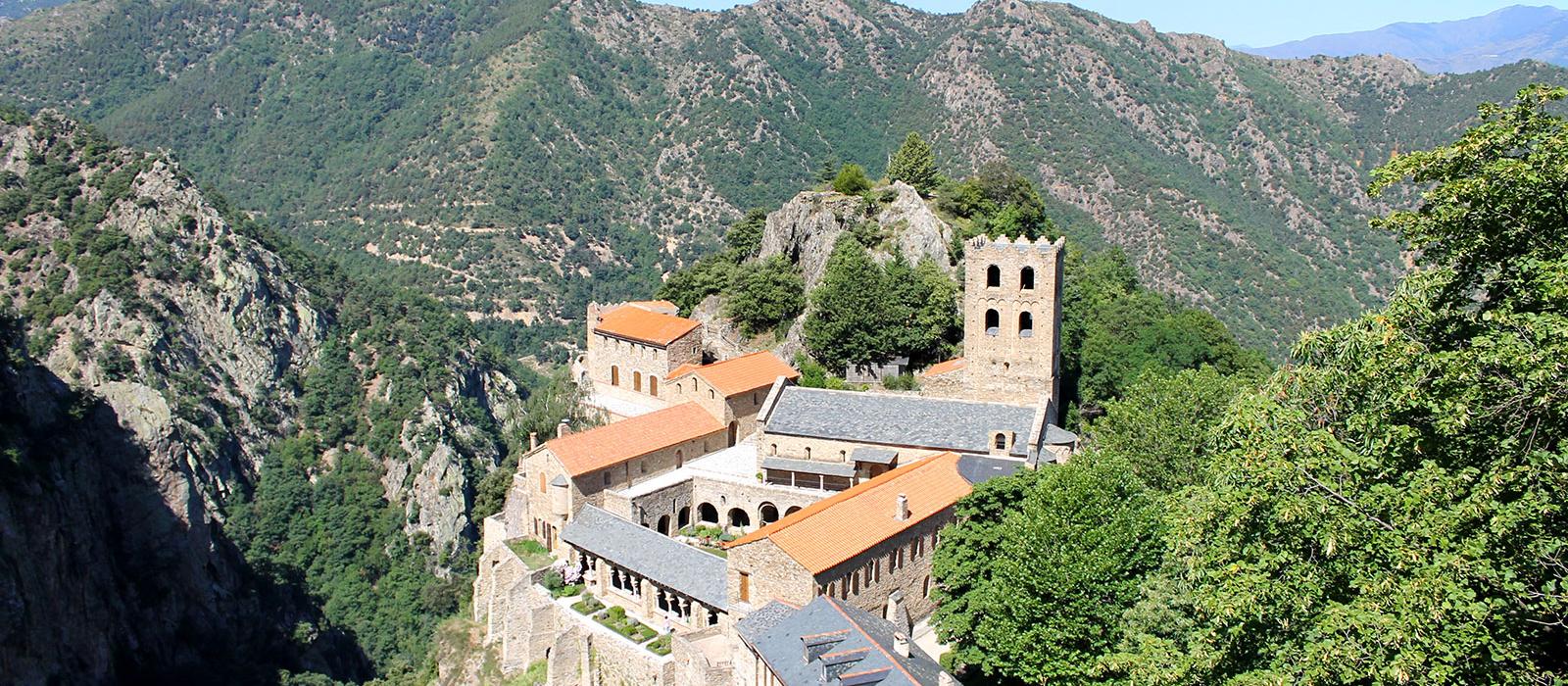 Abbaye Saint Martin du Canigou Abbaye Saint Martin du Canigou