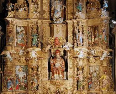 Retable baroque de l'église de Prades Retable baroque de l'église de Prades